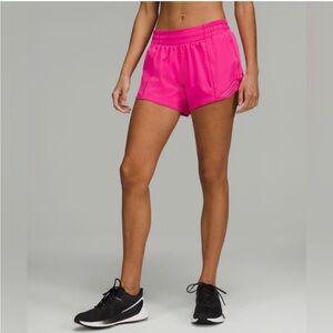 LULULEMON HOTTY HOT SONIC PINK HIGH RISE LINED SHORTS 4” SIZE 2